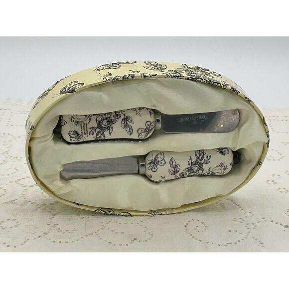 EUC Mud Pie Toile Spreader Set Black Cream 2 In Set - Picture 3 of 3